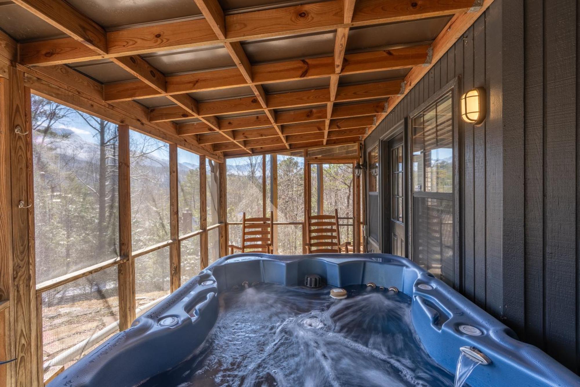 Hawks View Gatlinburg Mountain Cabin Exterior photo